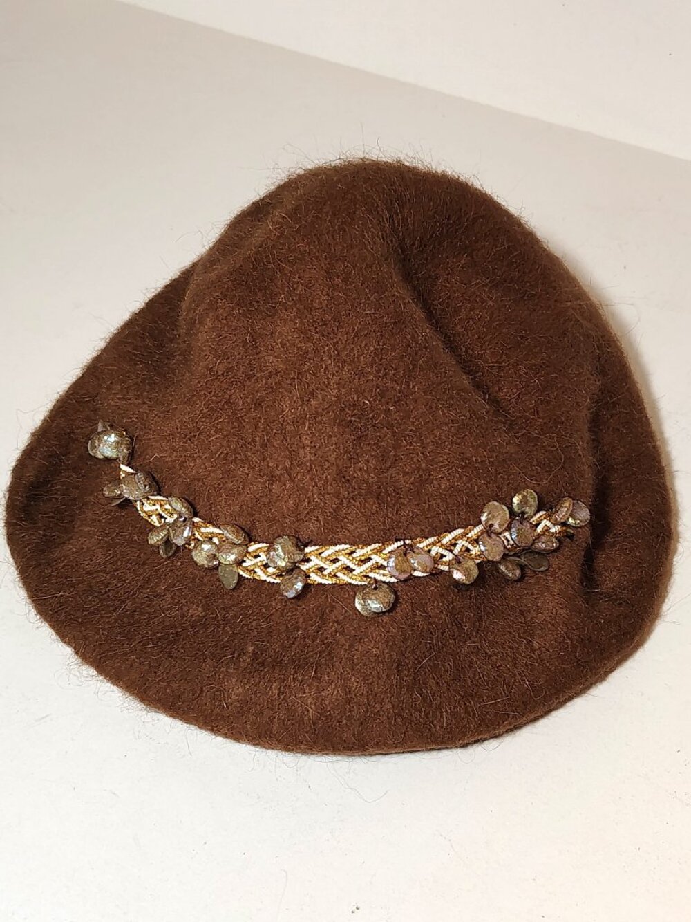 Vintage 1940s Wool Beret Merrimac Hat Corp Camel Brown Beaded Flapper Size 22.5